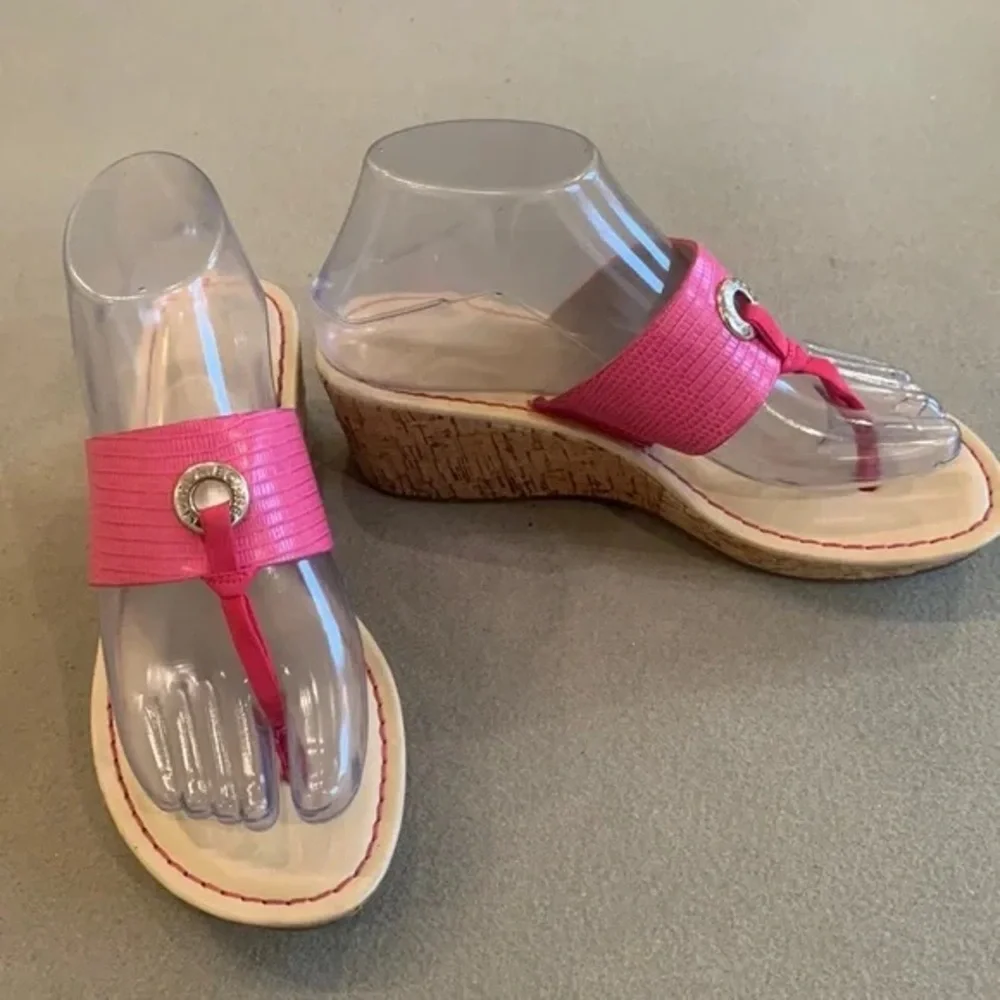 Liz Claiborne Lively Pink Wedge Sandals - Size 10 - NWOB! - Picture 2 of 12